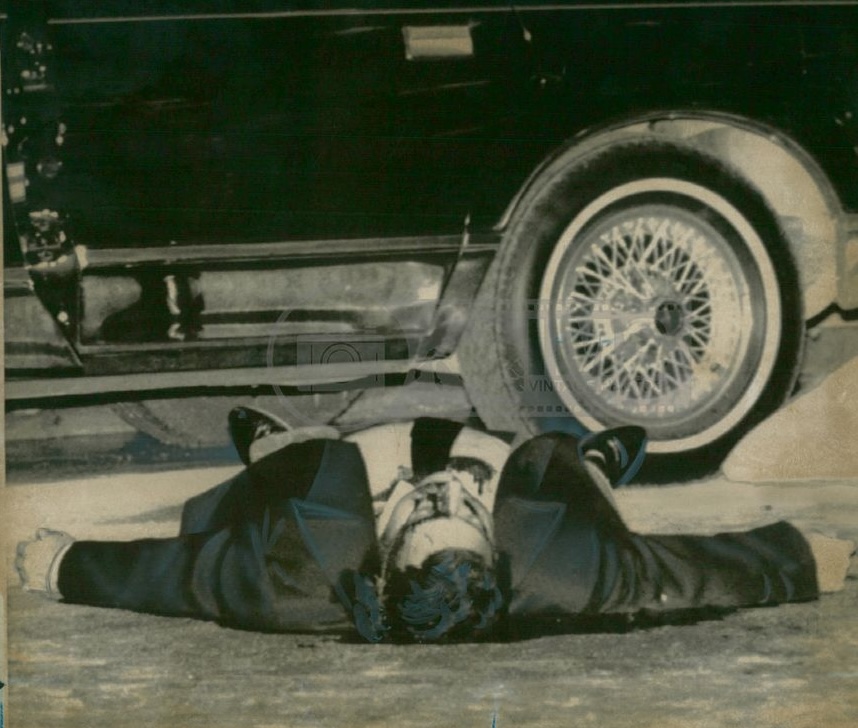 When the shooting started, Tommy Bilotti, Paul Castellano’s bodyguard and underboss, tried to shoot back but was fatally struck and fell onto the street. Courtesy of Cipollini Collection