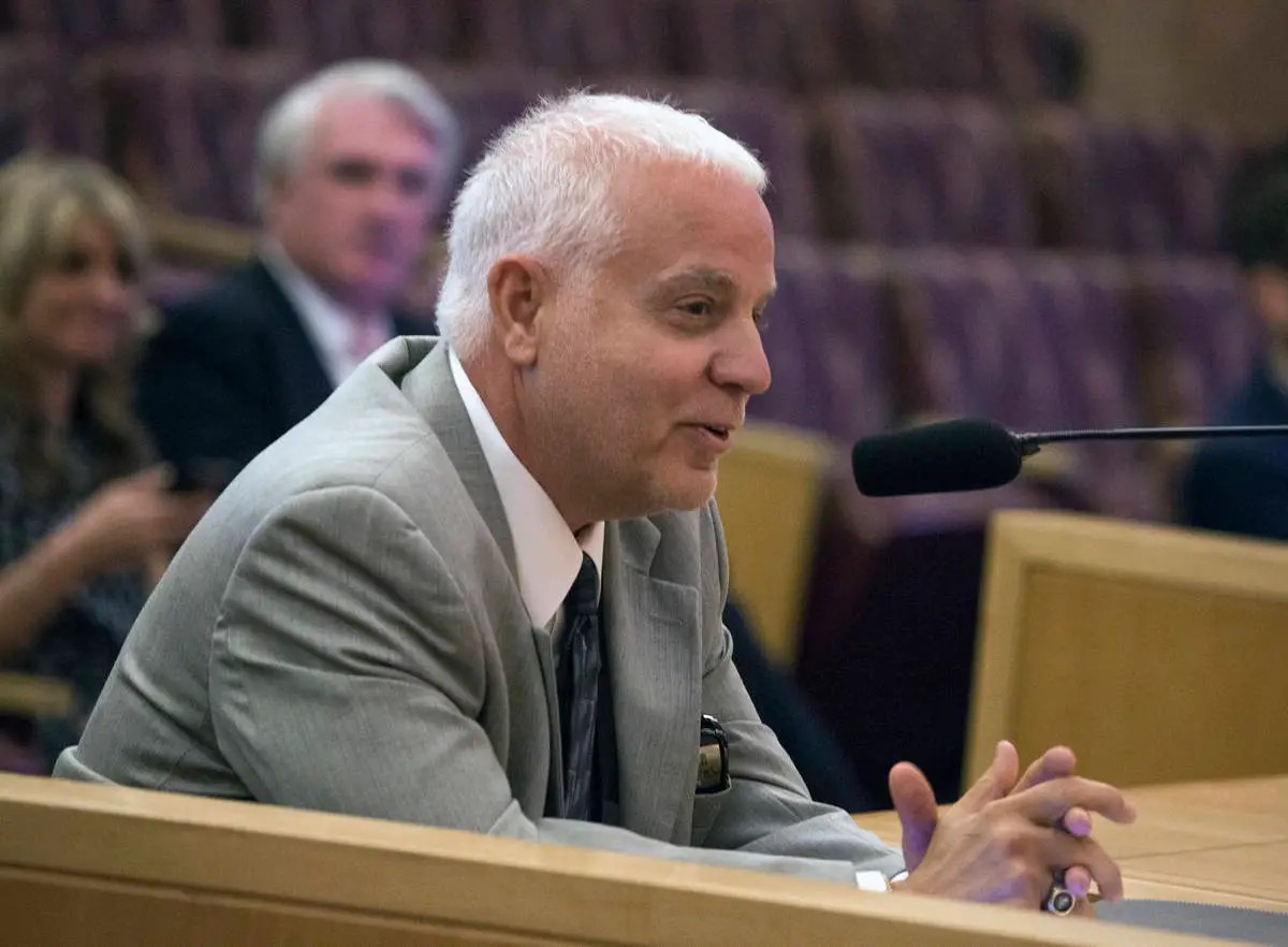 Bookmaker Art Manteris, pictured here in 2016 speaking during a Gaming Policy Committee meeting, spent four decades working in Las Vegas casinos, including the Mob-operated Stardust Resort and Casino. Jeff Scheid/Las Vegas Review-Journal