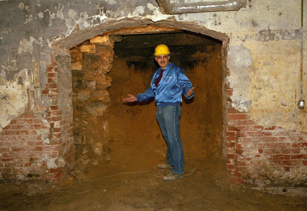 Vault excavator Sherwin Tarnoff comes up empty handed after blasting through a wall thought to conceal Capone’s vault. Associated Press / John Swart