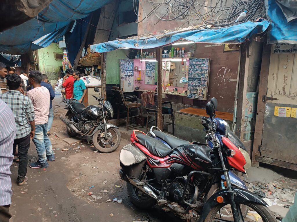 The Dharavi slums, the setting in the 2008 film Slumdog Millionaire, are where crime boss Varda Mudaliar set up bootlegging operations during India’s prohibition. Courtesy of Niko Vorobyov